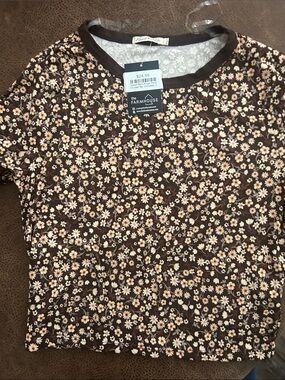 Brown Floral Cropped Short Sleeve Top - Heart in Bloom